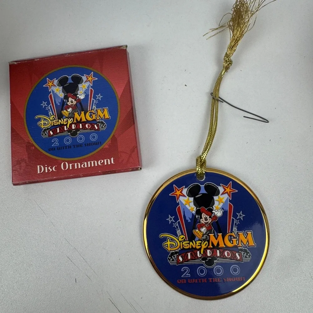 Disney MGM‎ Studios 2000 Mickey Mouse Christmas Collection Ornament On With Show